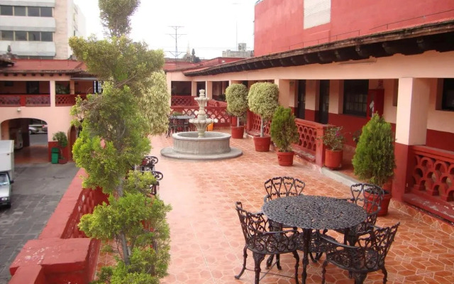 Hotel Virreyes