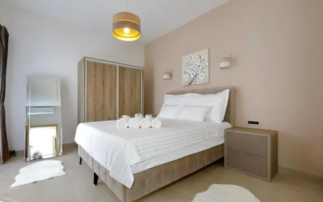Villa in Starigrad With Heated Pool