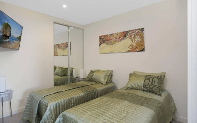 St Kilda Holiday Apartments