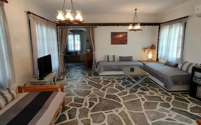 Sylvia s House at Vagia