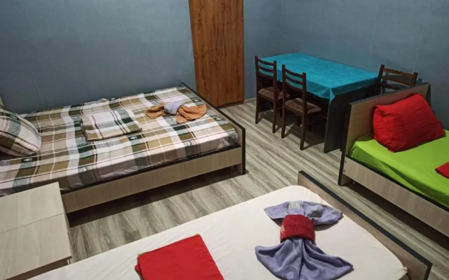 Artisha Travel Hotel