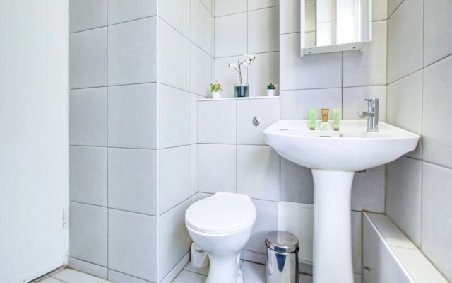 Lovely 1-bedroom Apartment for 4 in Central London
