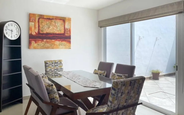 Prime Location House at Cerritos Great Price