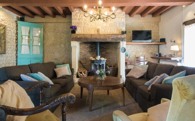 Holiday Home in Dordogne With Pool