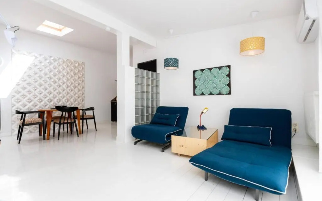 Wehost Apartment With Huge Terrace
