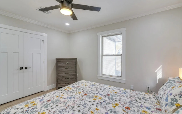 2-unit Houston Getaway Near NRG & Hermann Park