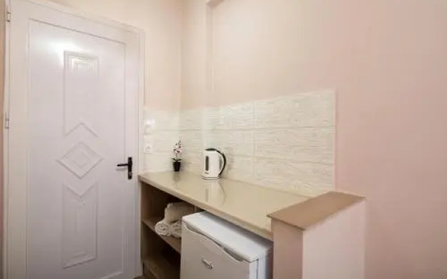 Mare Blu Studios & Suites