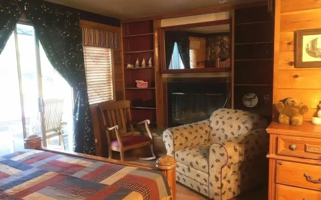 Eagle's Nest Lodge
