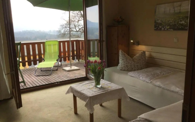 Ferienwohnung-BergIdylle-bei-Hotel-BERGHOF