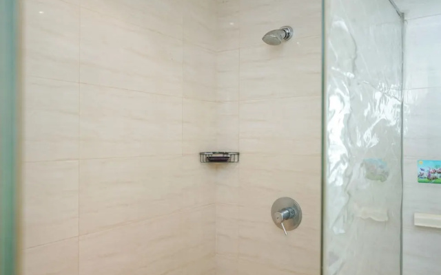 Comfy 1BR at Ancol Mansion Apartment