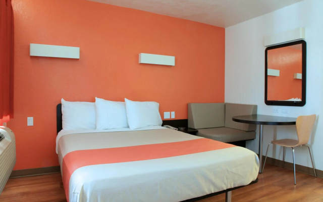 Motel 6 Old town Scottsdale/Fashion Square