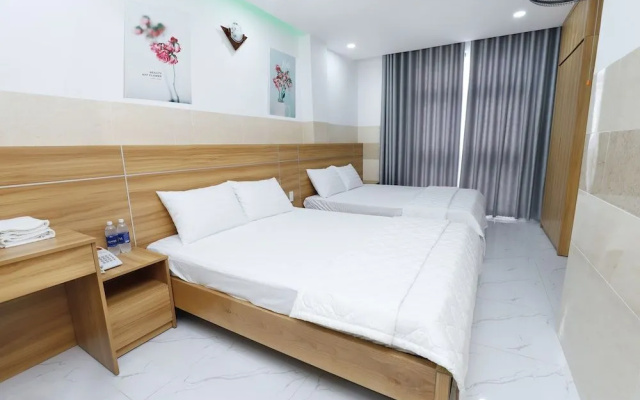 Luxury Hotel