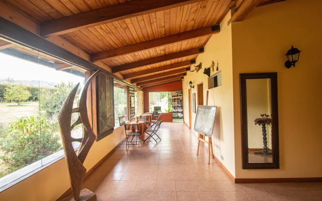 Yakumama Hostel y Restaurant