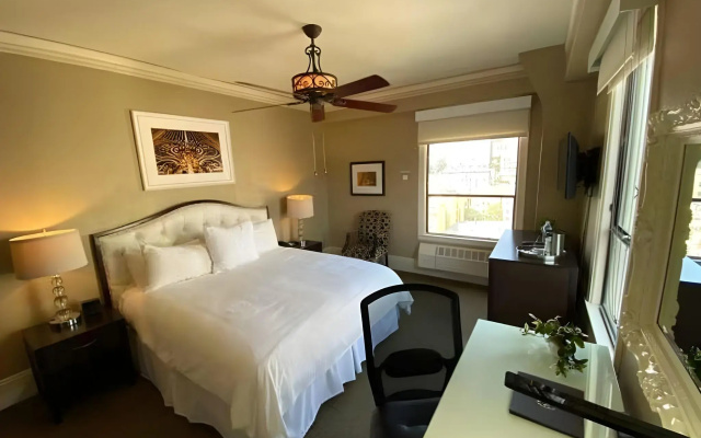 Kensington Park Hotel