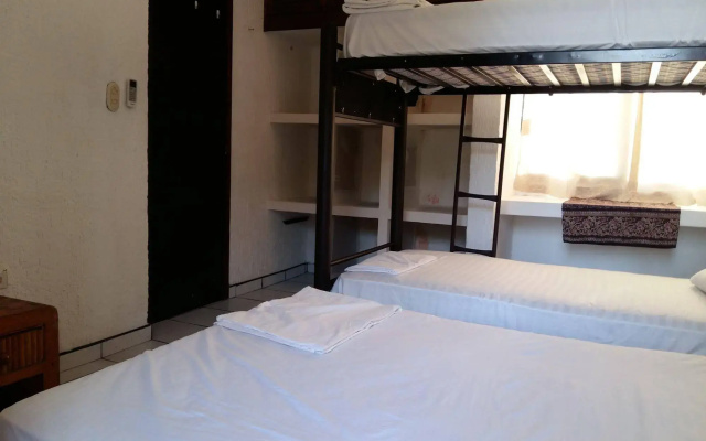 Kukulcan Hostel & Friends
