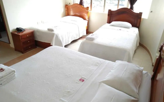Hotel Marques Plaza