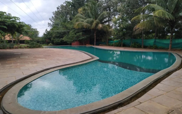 Vana Resorts