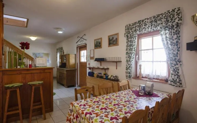 Villa Haka