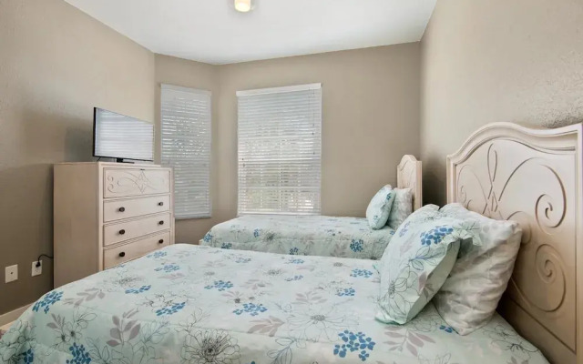 Five Star Vacation Homes