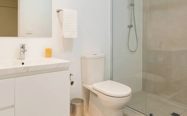 Stylish 2BR Retreat Near UC & Belconnen Mall