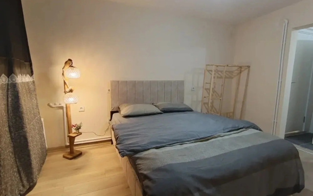 Do Not Disturb Apart Suites