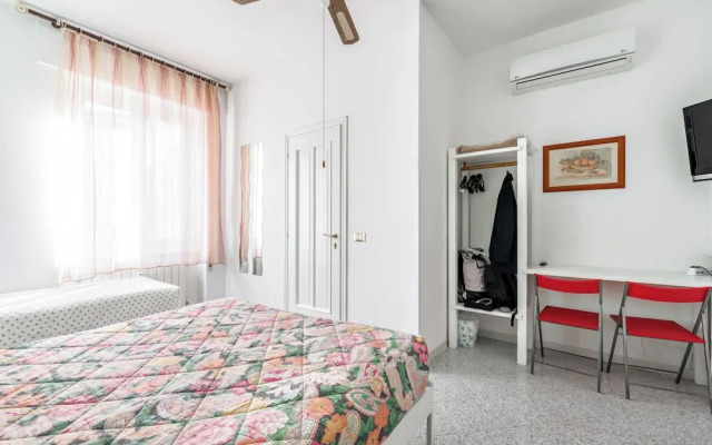 Lia Rooms 2