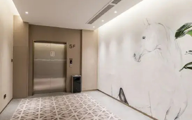 Manxi Hotel (Hangzhou Xiaoshan Airport Yipeng Subway Station)