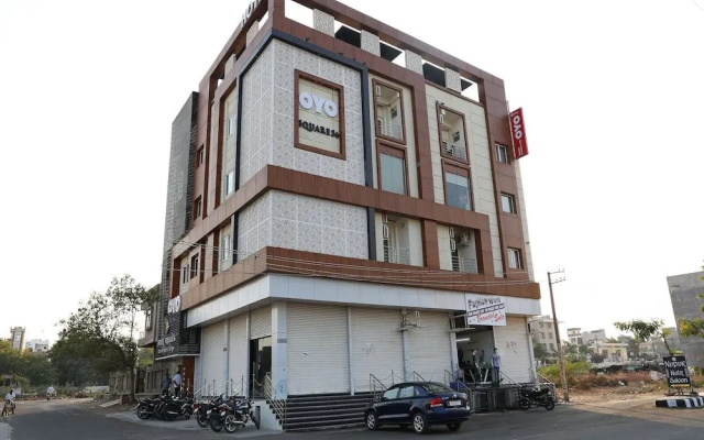 Hotel Square 36
