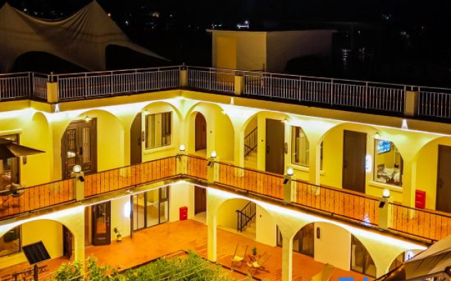 Tekes Jianju Homestay