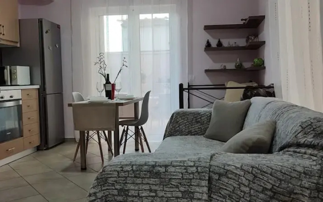Litinas Beachfront Apartment