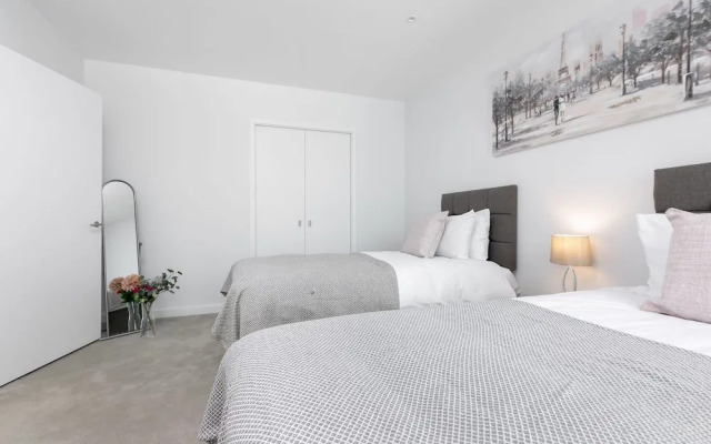 LT Greenwich 3 Bed Townhouse