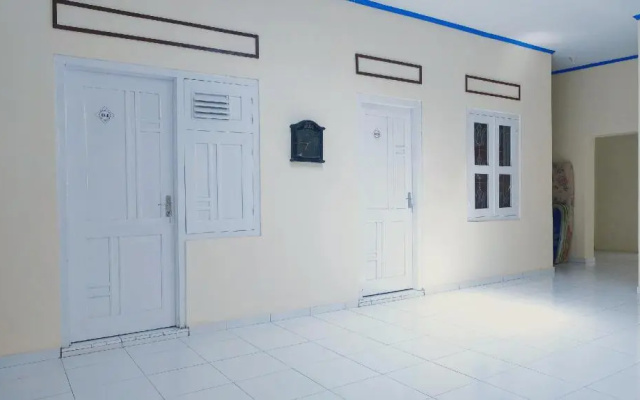 OYO 1190 Griya Soeratin Residence Syariah