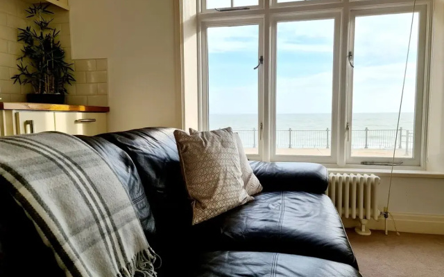 Vitamin Sea - Luxury Beach Apartment - Sleeps 4