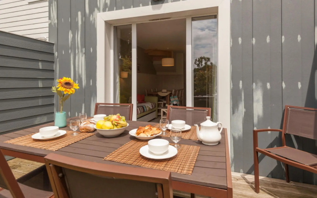 Apartment in Branville With Communal Pool