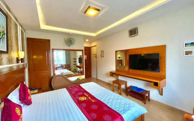 Mai Vang Hotel
