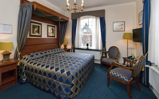 Hotel De Kroon