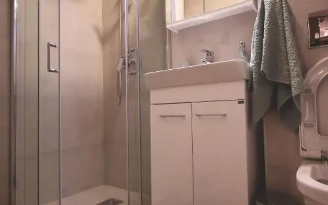 TOP Room