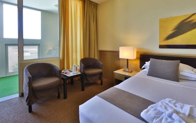 Best Western Hotel Farnese Парма комната для гостей