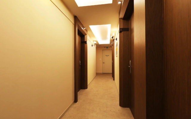 M7 Hotel