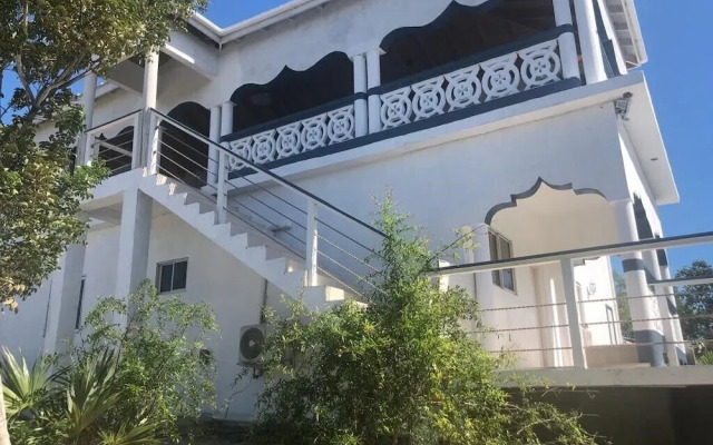 Villa Serenity by the water