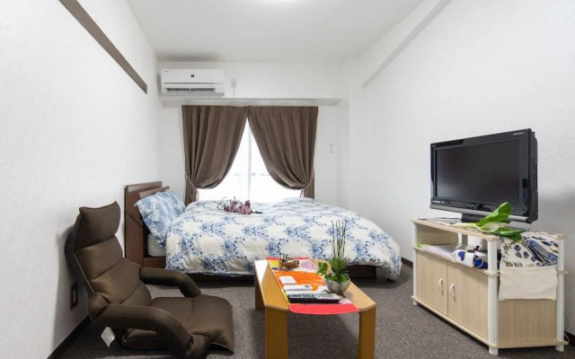 Tatsuya house 402