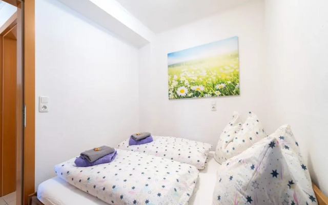 Apartment in Hollersbach Near Ski Lift