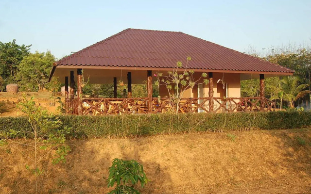 Khao Sok Hill Top Resort