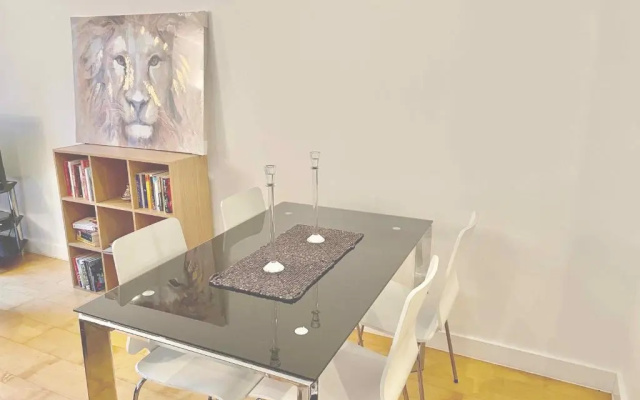 2 Bedroom Luxury Leicester City Centre entire Apartment!