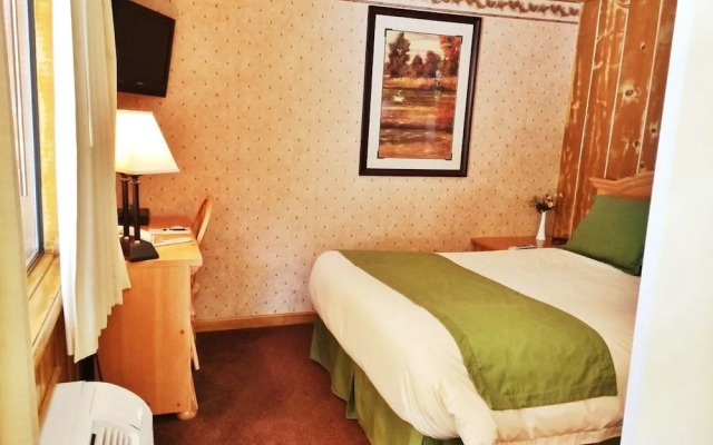 June Lake Motel