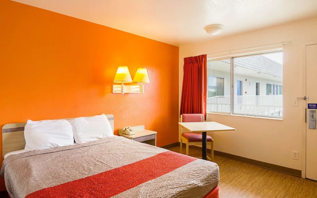 Motel 6 Laramie