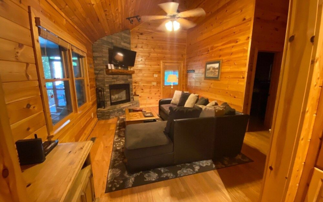 Serenity Creek - Pet Friendly