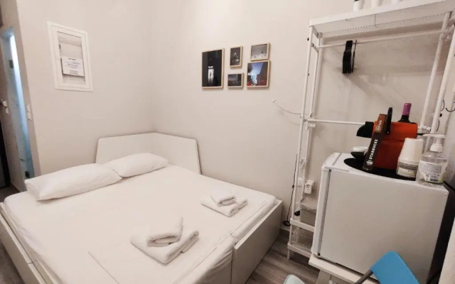 Eva Beach Studio