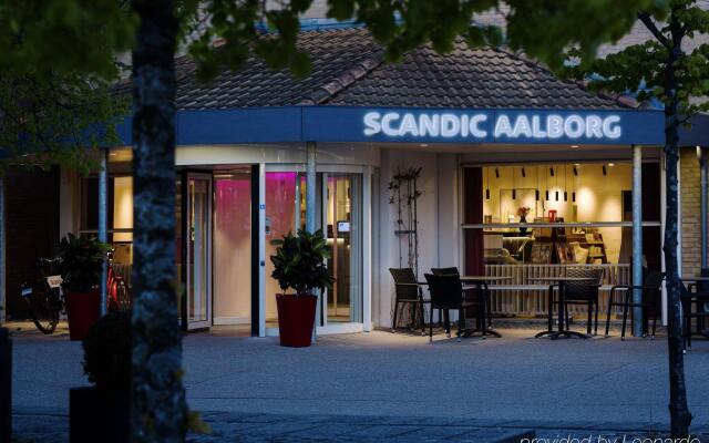 Отель Scandic Aalborg Øst вид на фасад