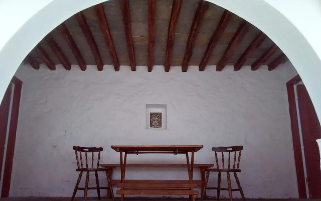 Stunning House - Sleeps 11, Terrace & Sea View